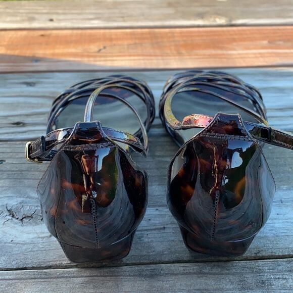 New Stuart Weitzman Brown Patent Leather Open Toe Strappy Wedge Sandals 8 1/2 M - Picture 6 of 11